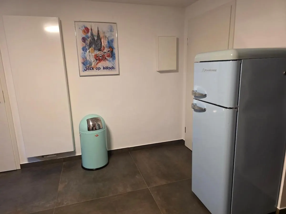 Moderne Wohnung Im Norden Von Koeln Κολωνία